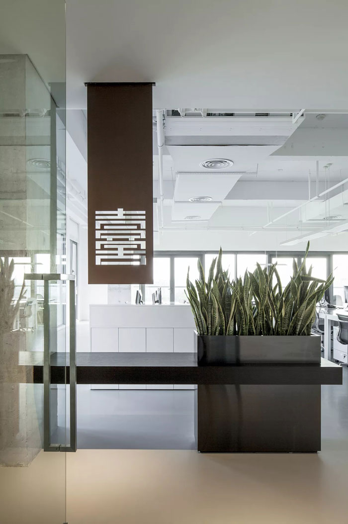 創(chuàng)意辦公室進門區(qū)裝修設(shè)計效果圖