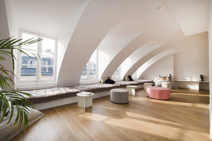 金融公司辦公室休息區(qū)裝修設計效果圖