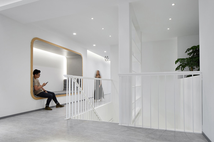 科技辦公樓走廊休息區(qū)裝修設計效果圖