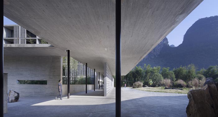 陽朔糖舍酒店連廊裝修設(shè)計效果圖