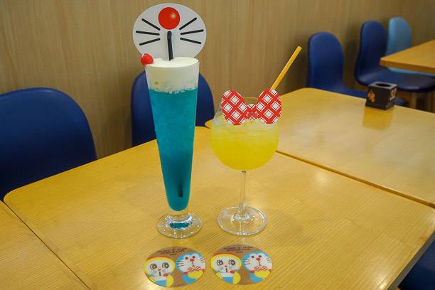 哆啦a夢主題餐廳餐飾裝修設計效果圖