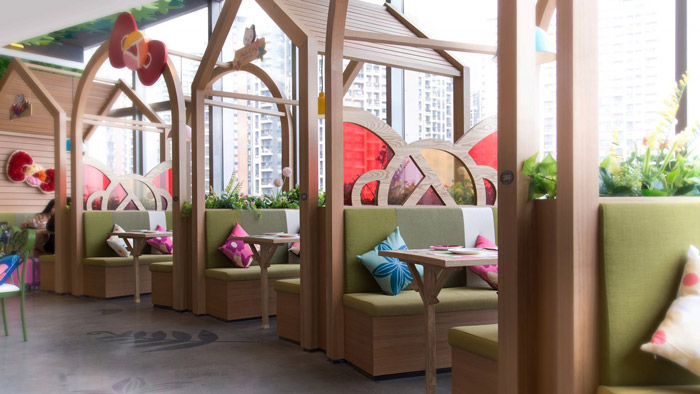 kt貓主題餐廳餐區裝修設計效果圖