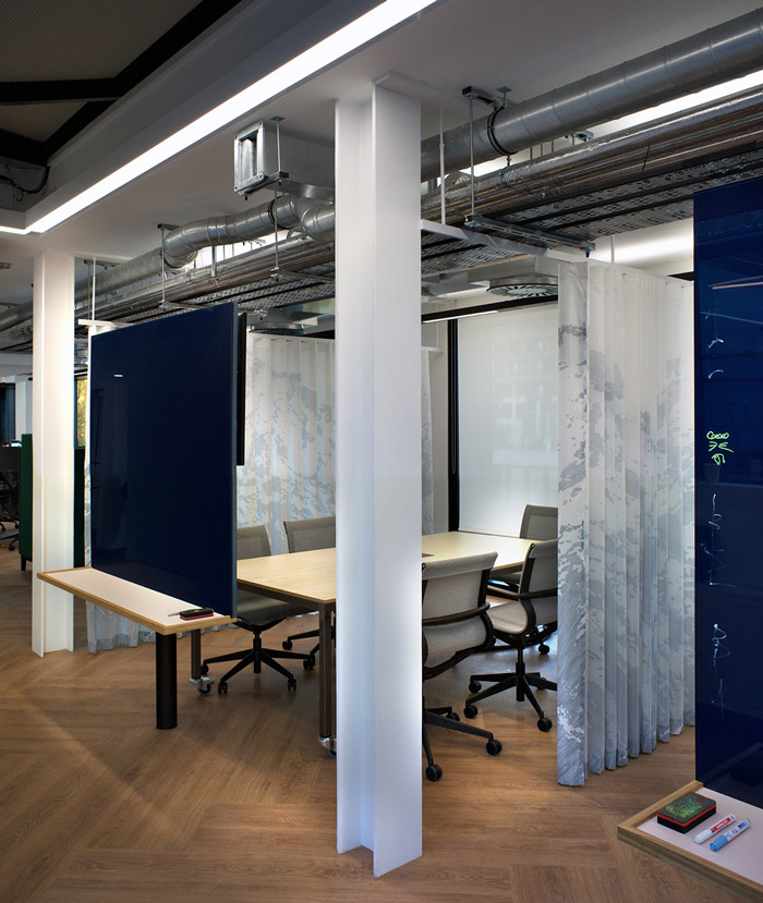 2200平方IT公司洽談區裝修設計效果圖