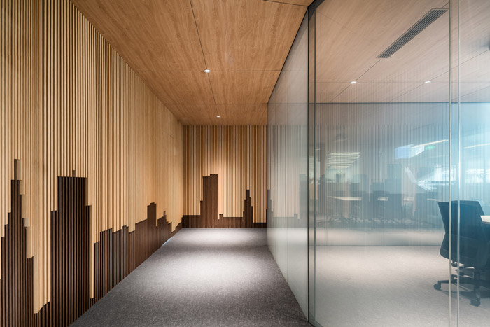 集團(tuán)總部辦公樓過道裝修設(shè)計(jì)效果圖